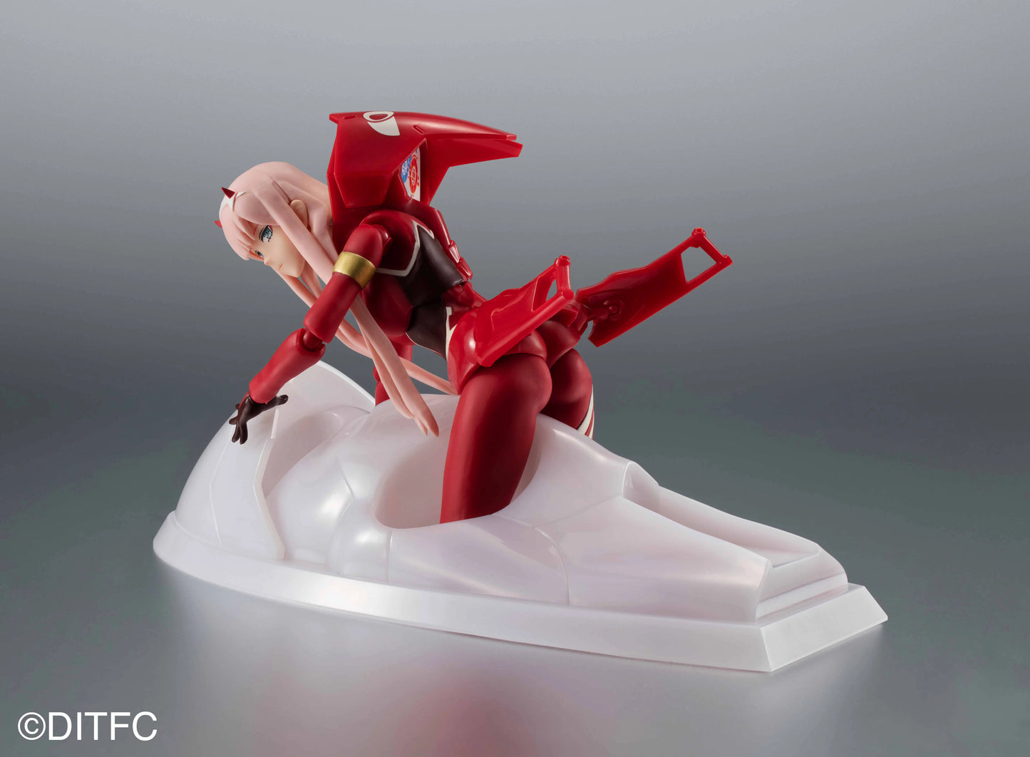 Tamashii Nations S.H. Figuarts Darling in the Franxx 5th Anniversary Set Action Figures