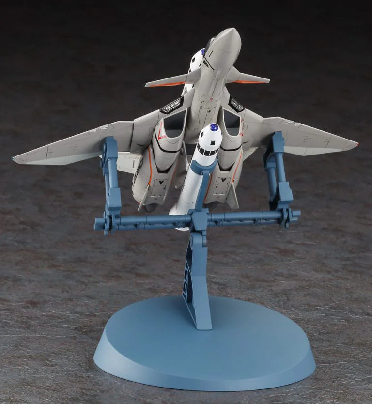 1/72 VF-11B THUNDERBOLT w/ROCKET BOOSTER "MACROSS PLUS"