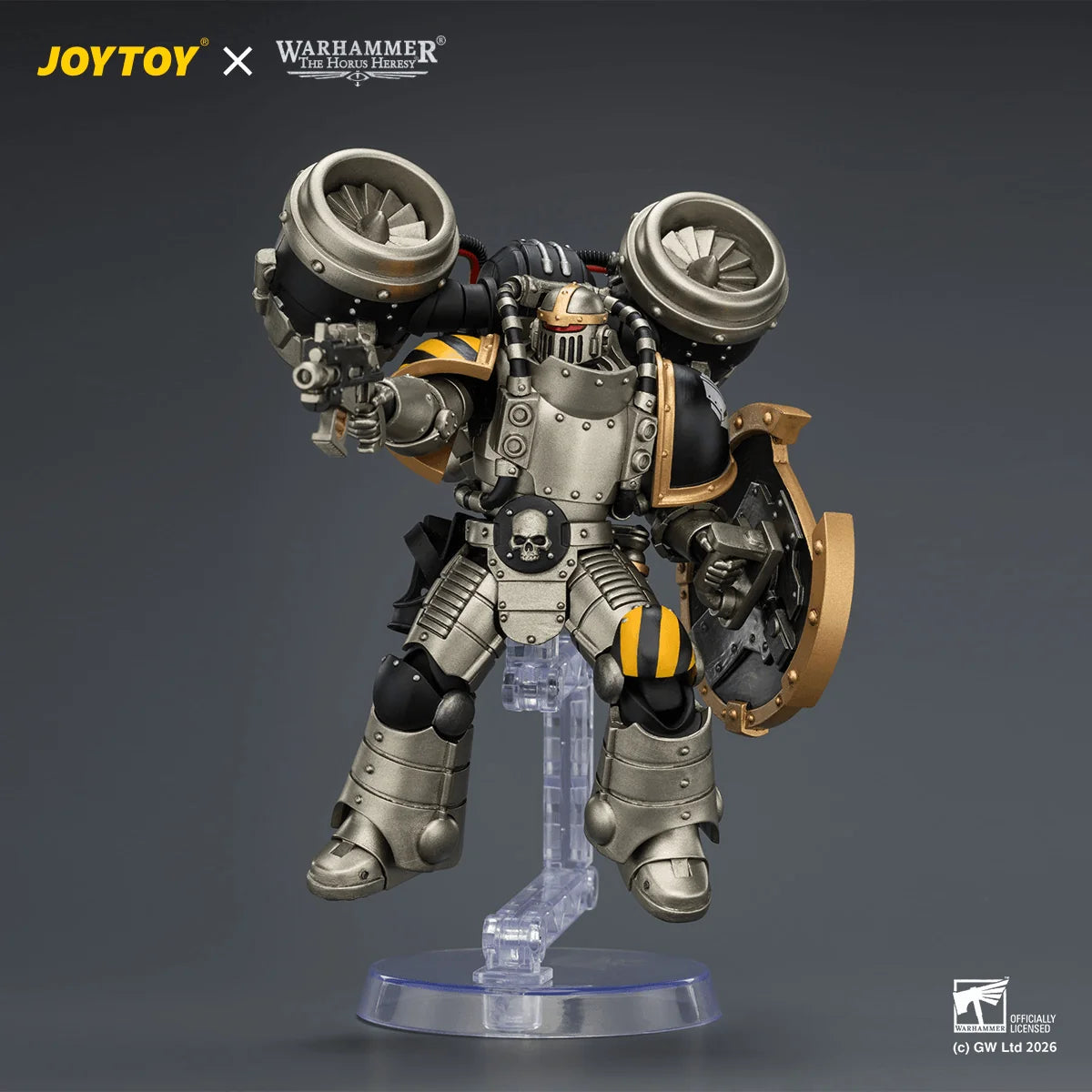 Iron Warriors MkII Assault Legionary1 with Bolt pistol, Chain axe & Combat shield