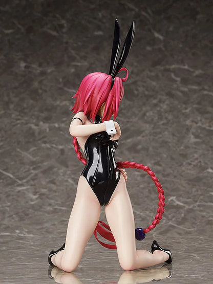 FREEing Mea Kurosaki Bare Leg Bunny Scale Figure