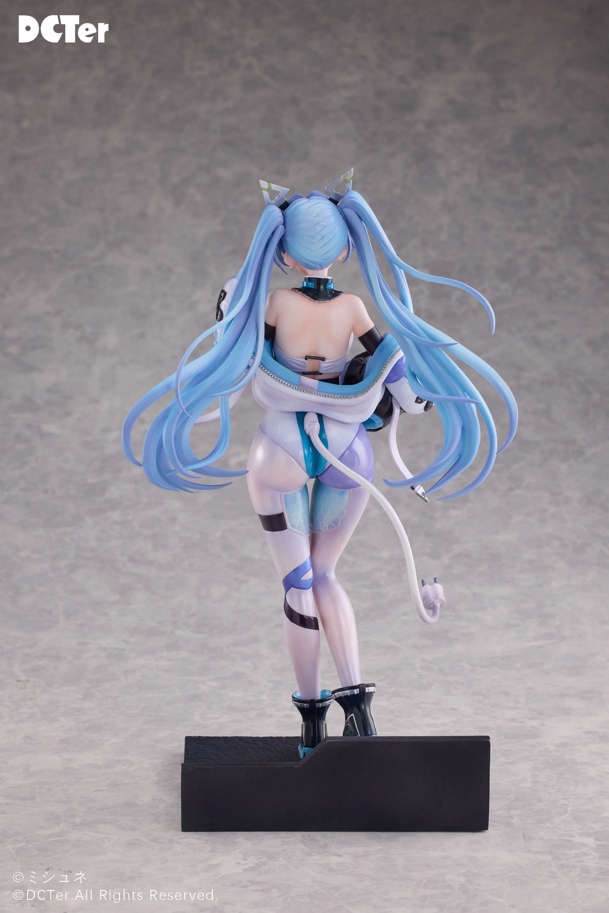 Shenzhen Mabell Coche-Aila 1/7 Scale PVC Figure