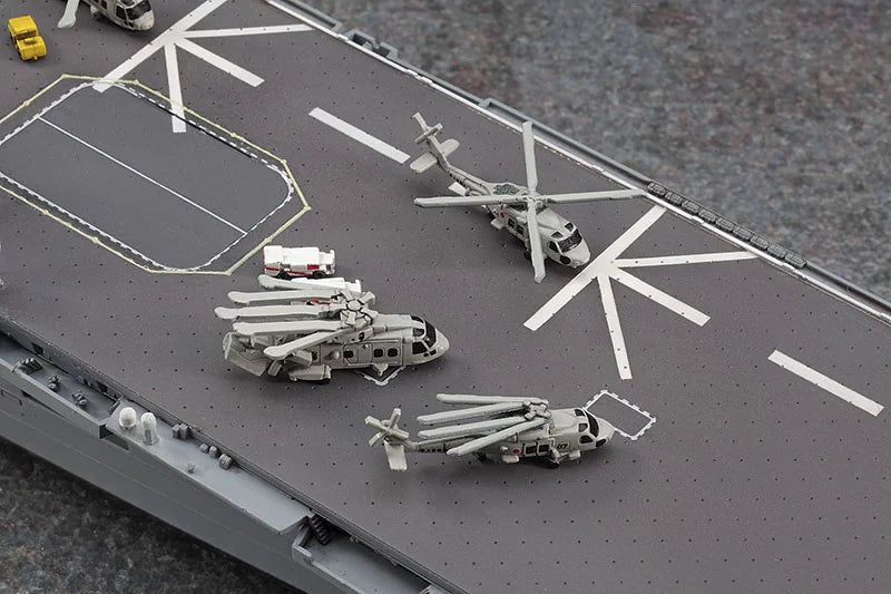 Hasegawa 1:700 J.M.S.D.F. DDG Izumo Waterline Model Kit