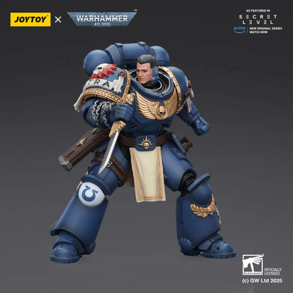 Ultramarines Titus with Laurels of Victory