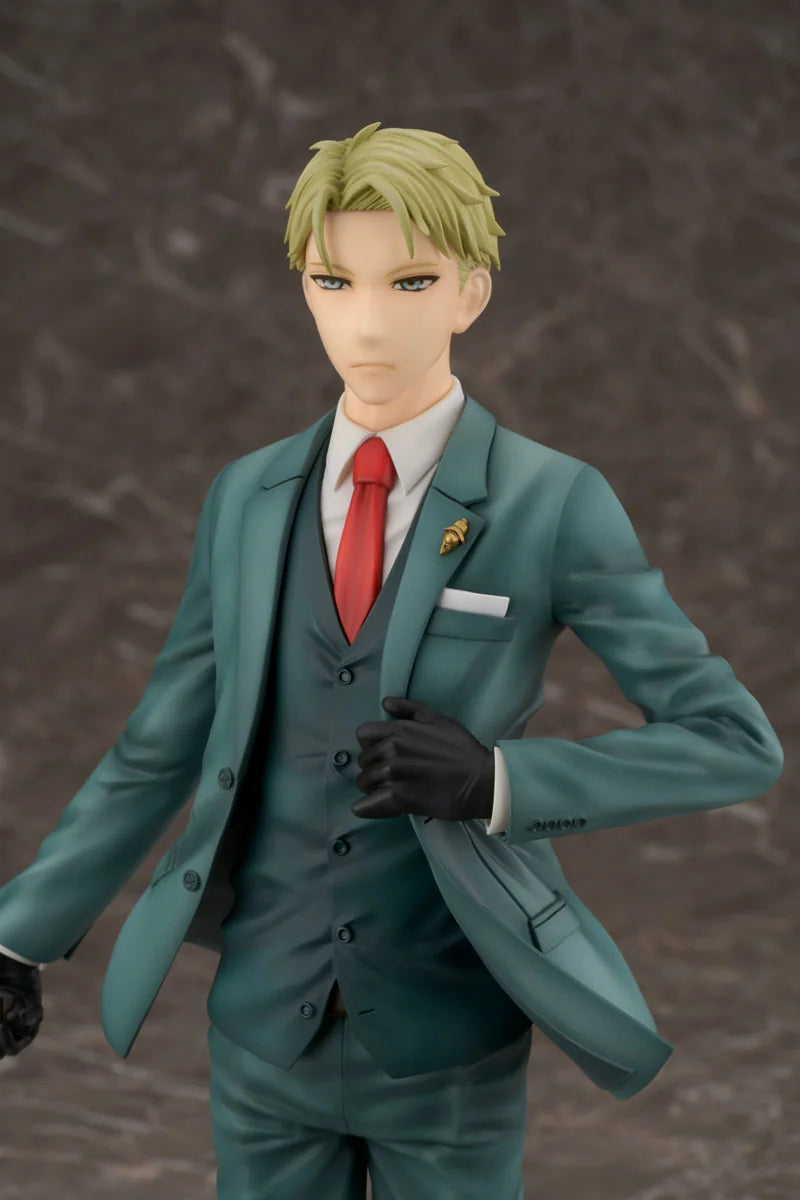 FuRyu SPY×FAMILY Loid Forger 1/7 Scale Figure