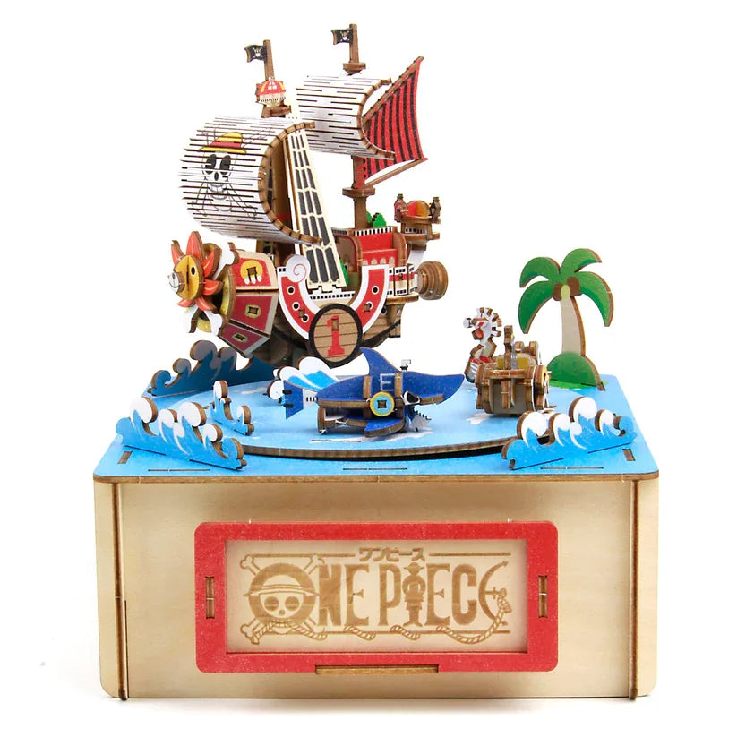 wa-gu-mi ONE PIECE Straw Hat Crew with Music Box