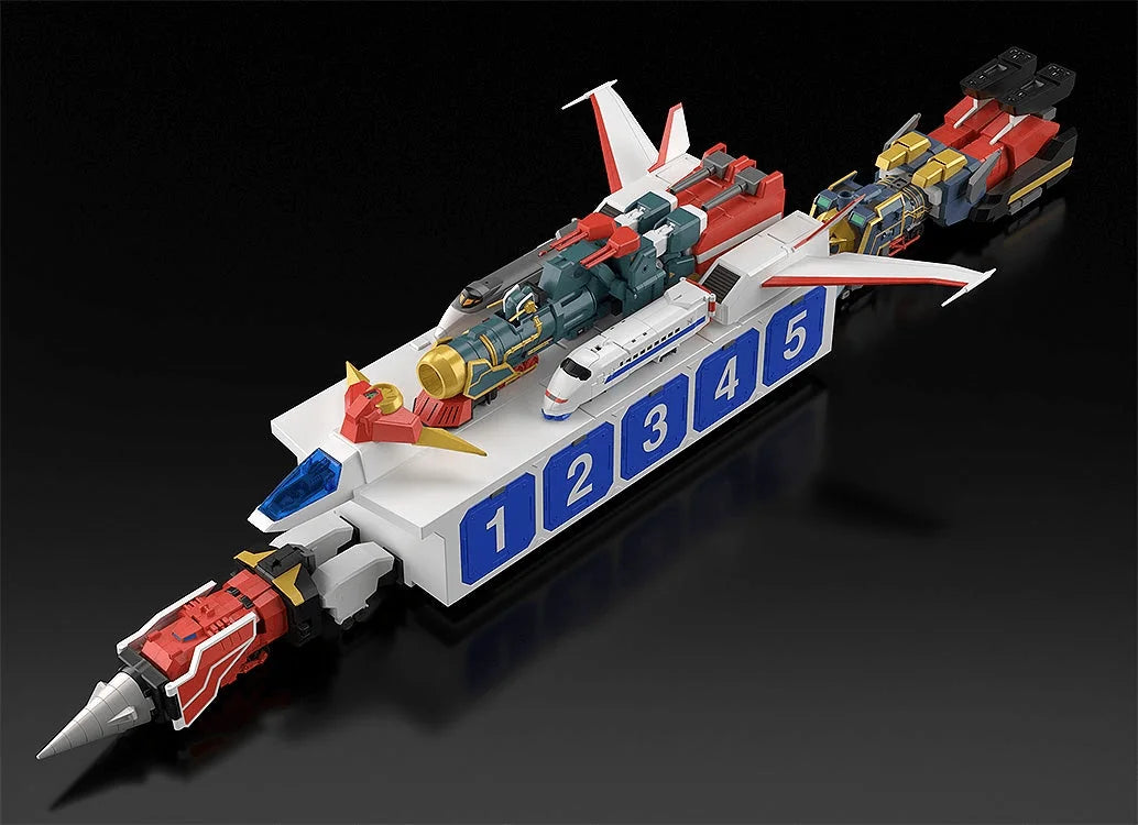 (Rerelease) THE GATTAI Kaiser Carrier - Release Date: 10/2026