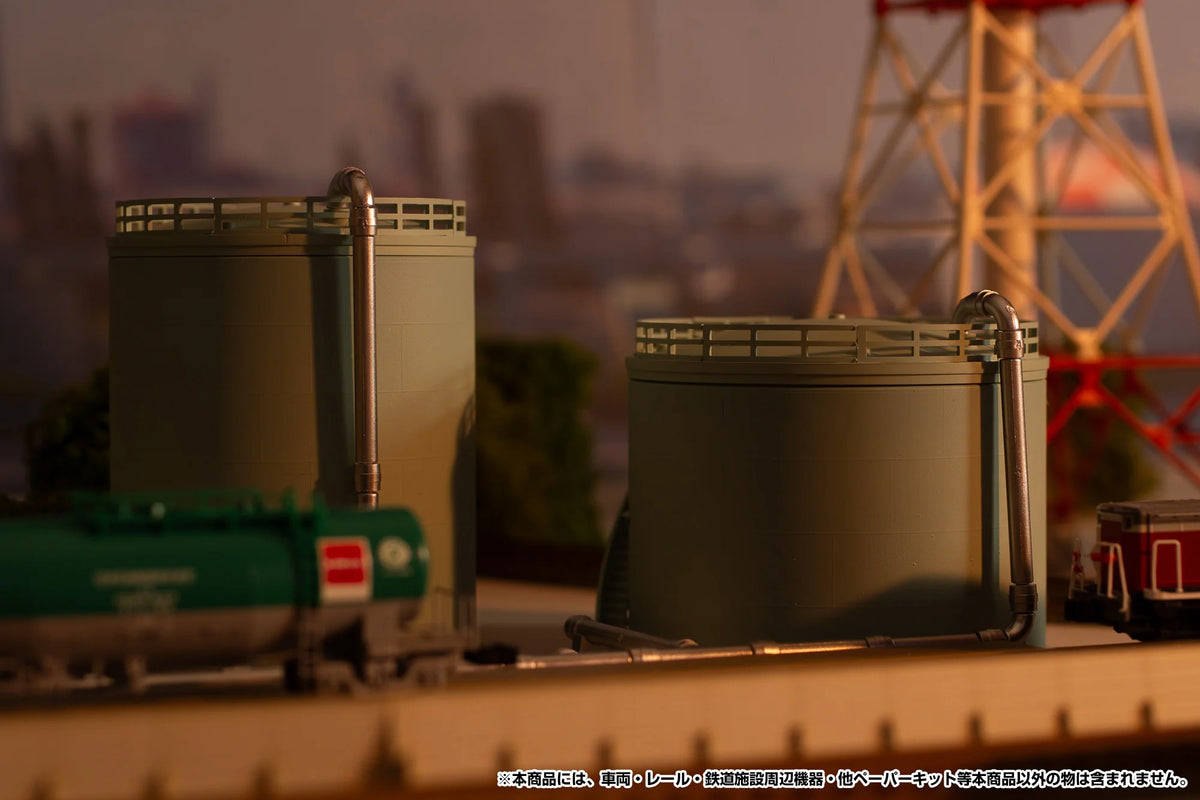 1/150 scale structure kit (Storage Tanks)