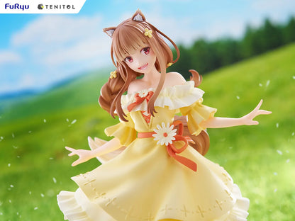 FuRyu Holo Spice and Wolf Scale Figure