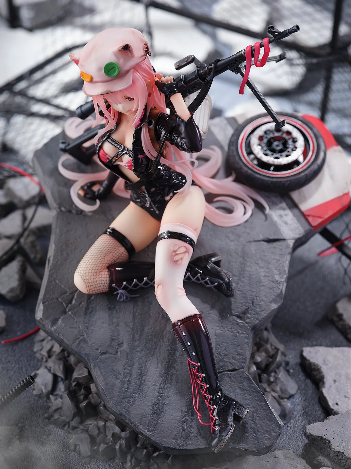 eStream UKM-2000 Heavy Damage Ver. 1/7 Scale Figure