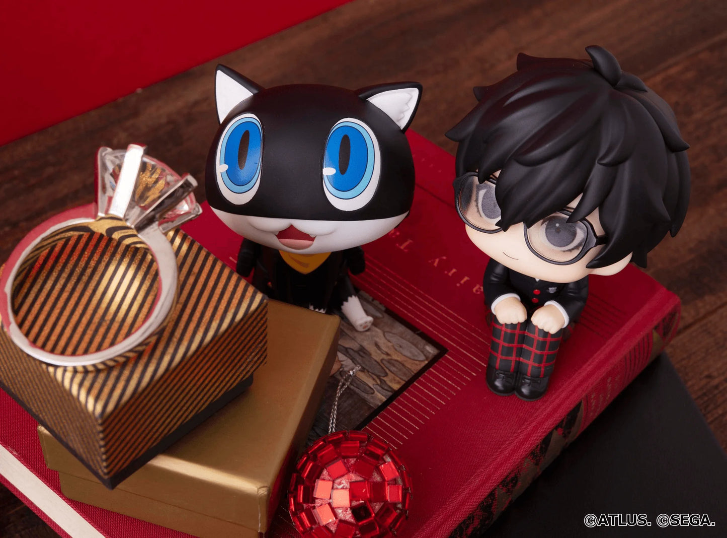 Lookup Persona 5 the Royal Hero & Morgana set【with gift】