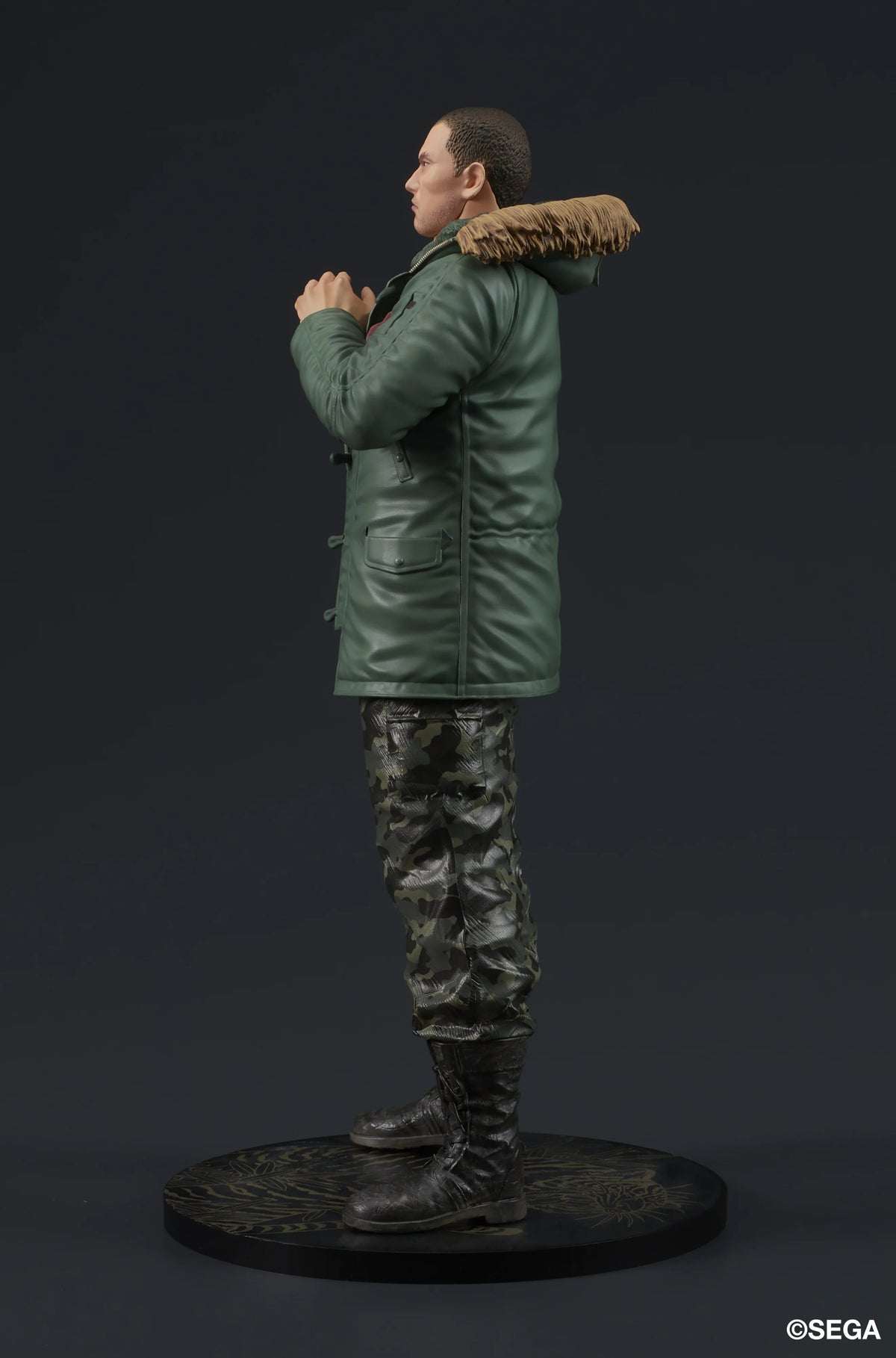 DIG Scale Figure Taiga Saejima Like a Dragon Statue