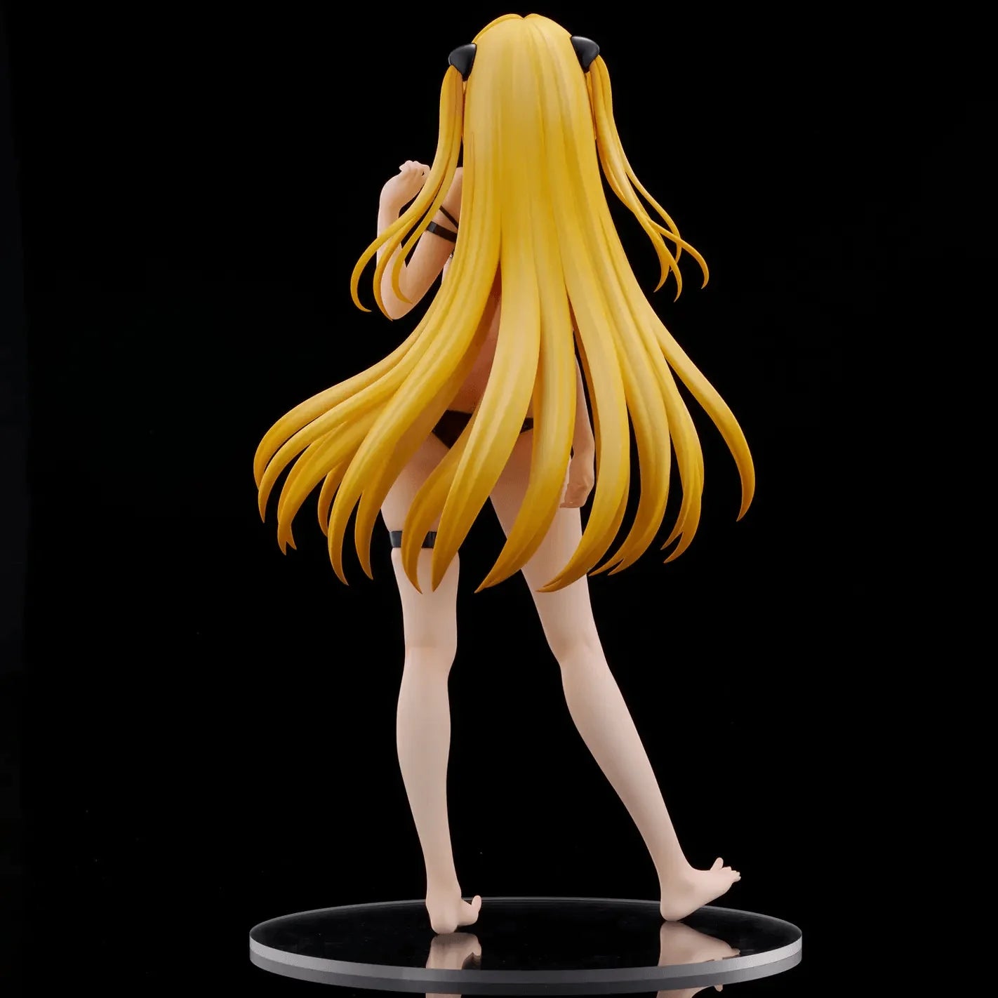Union Creative To LOVE-Ru Darkness Golden Darkness 1/4 Scale Figure