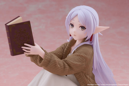 Frieren: Beyond Journey's End Desktop Cute Figure - Frieren (Roomwear Ver.)