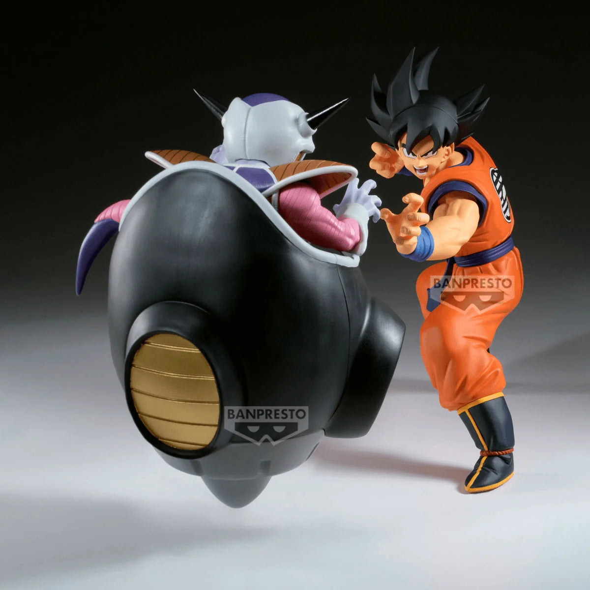 Banpresto Dragon Ball Z Son Goku vs Frieza Action Figure
