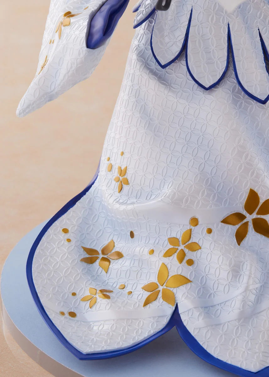 FuRyu Is It Wrong to Try to Pick Up Girls in a Dungeon? Hestia Shiromuku 1/7 Scale Figure