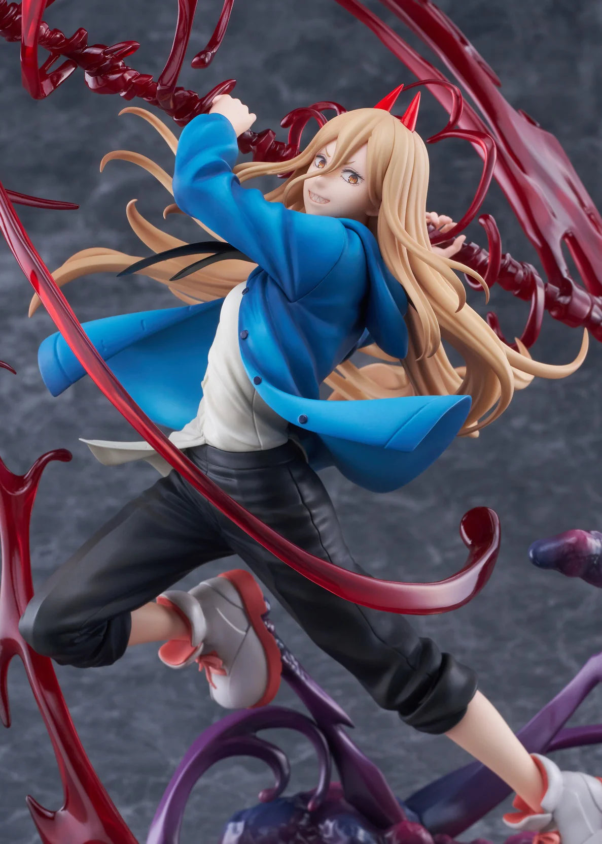 Claynel Power 1/7 Scale Figure Chainsaw Man