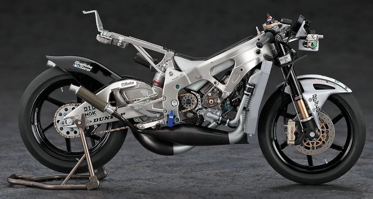 Hasegawa 1:12 Honda RS250RW 2009 WGP250 Champion Model Kit