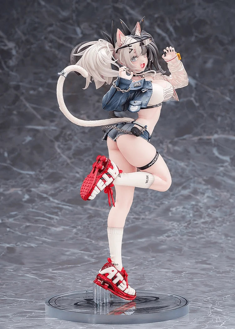 Wonderful Works Metako 1/7 Scale Figure with Stand