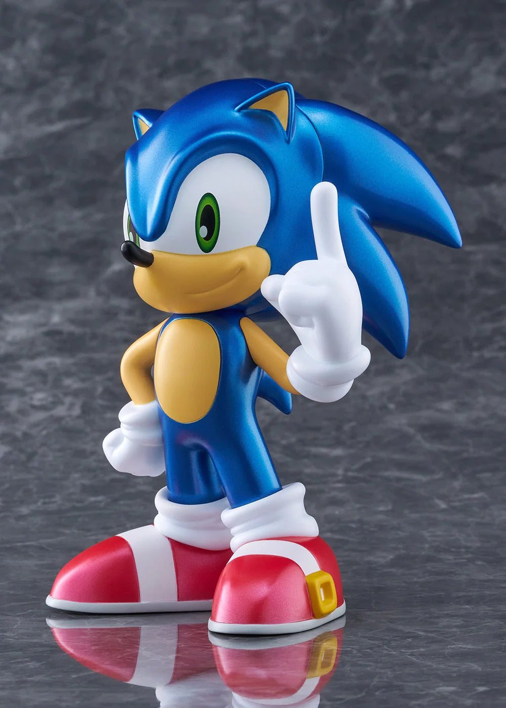 BellFine Sonic the Hedgehog Half Metallic Color PVC Figure