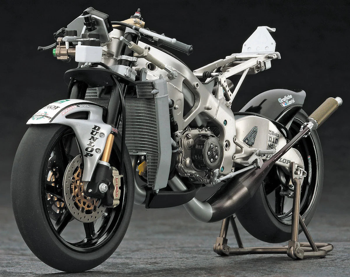 Hasegawa 1:12 Honda RS250RW 2009 WGP250 Champion Model Kit