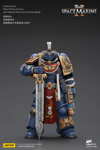 Ultramarines Relic Primus Armour with Plasma Pistol and Combat Blade