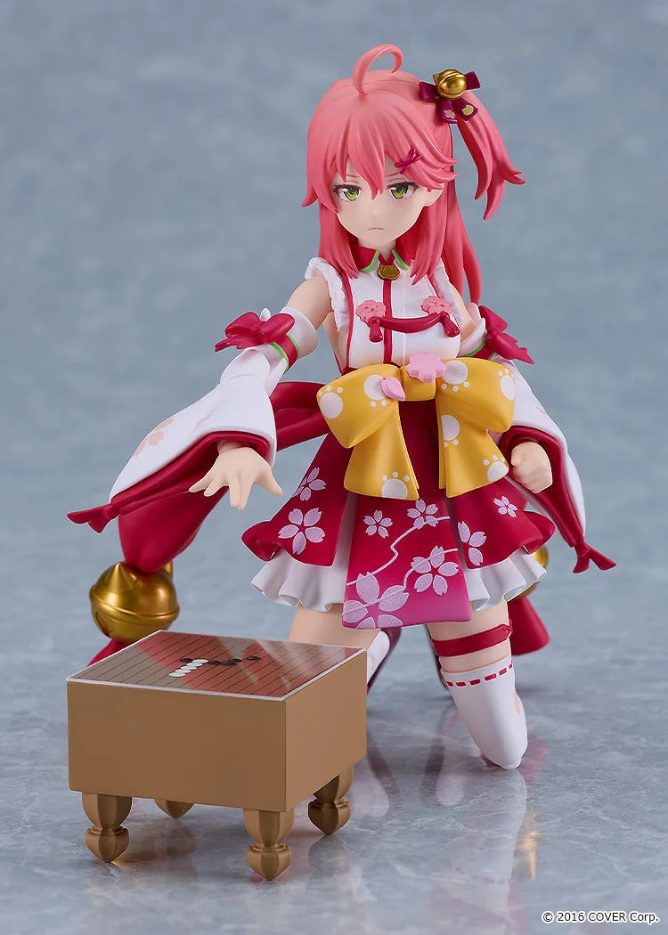 Max Factory figma Sakura Miko Action Figure