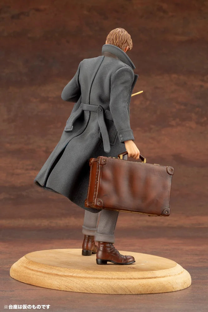 ARTFX+ Newt Scamander