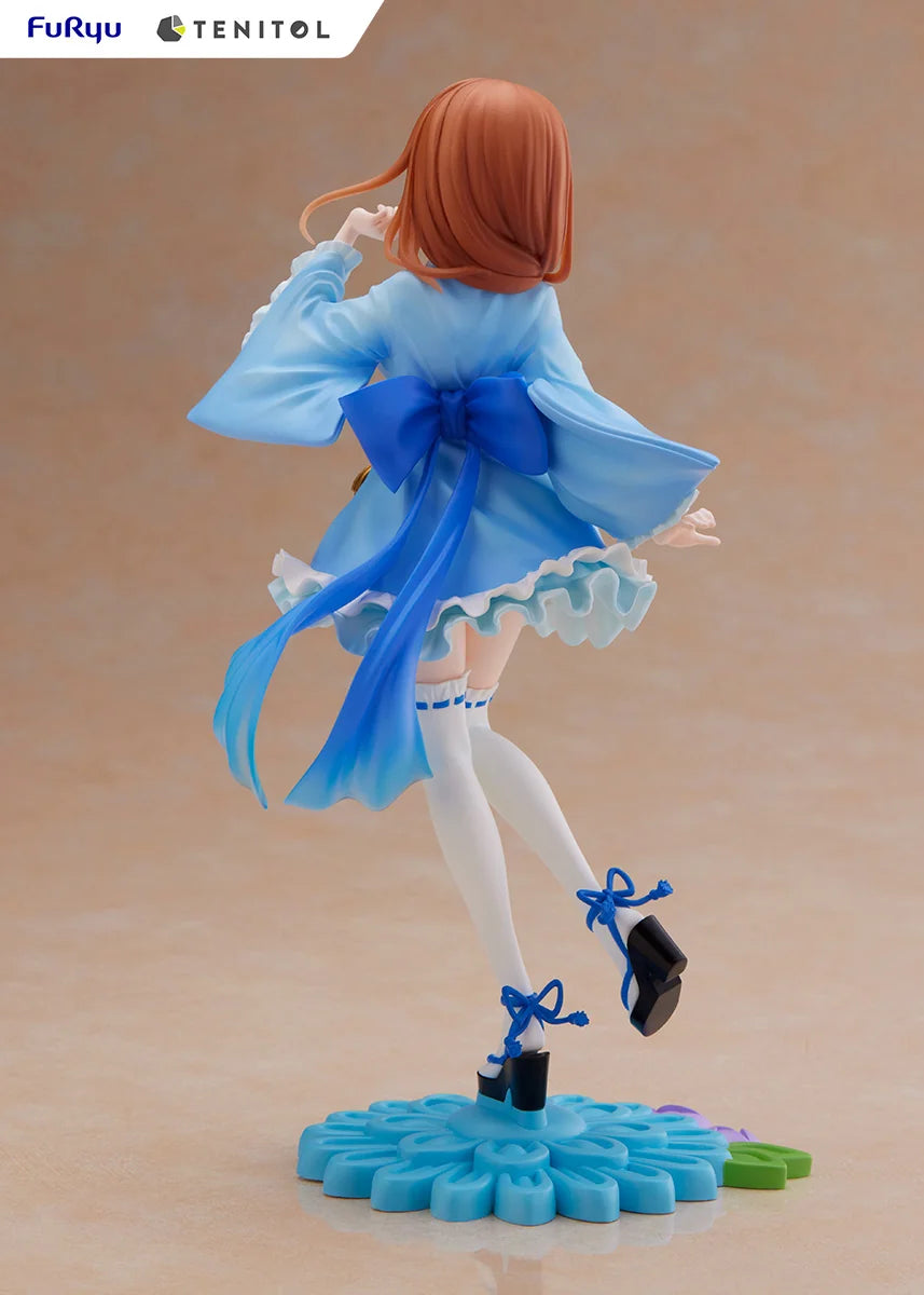 FuRyu Miku The Quintessential Quintuplets Scale Figure