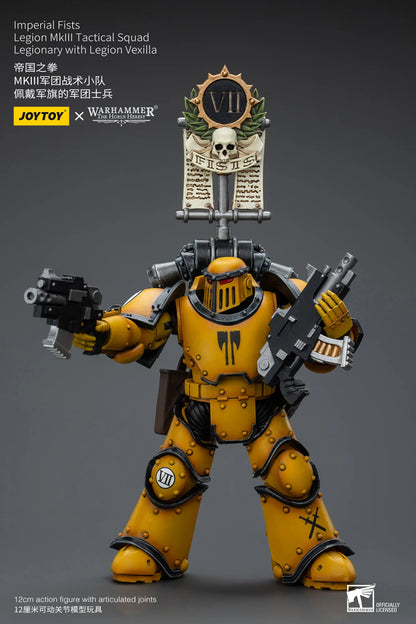 Imperial Fists Legion MkIII Tactical Squad Legionary with Legion Vexilla