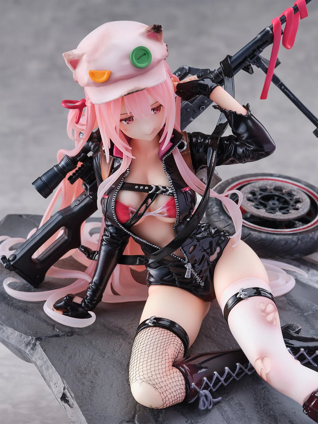 eStream UKM-2000 Heavy Damage Ver. 1/7 Scale Figure