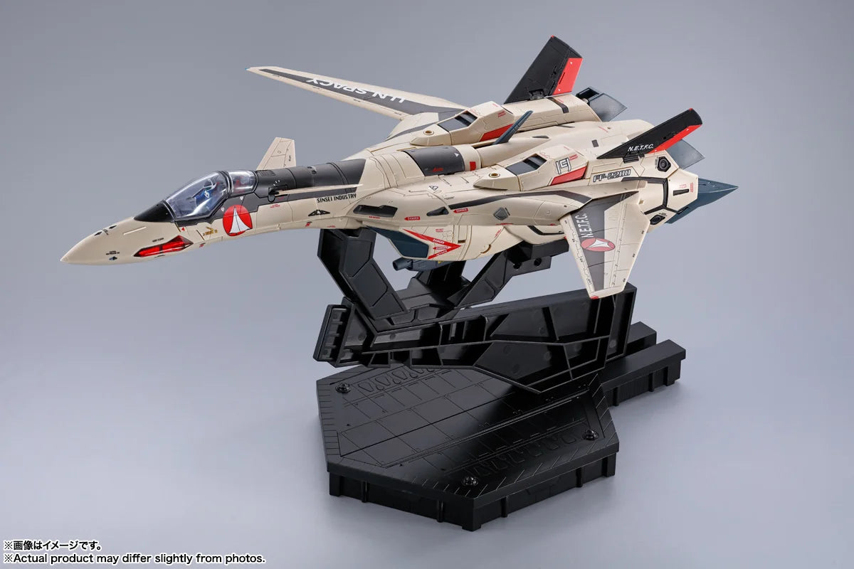YF-19 EXCALIBUR(ISAMU ALVA DYSON USE) "MACROSS PLUS", Bandai Spirits DX CHOGOKIN