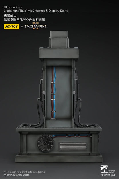 Ultramarines Lieutenant Titus' MKX Helmet & Display Stand