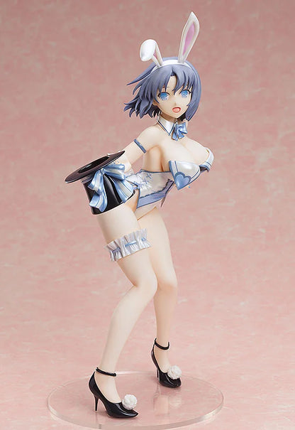 FREEing Yumi Bare Leg Bunny Scale Figure