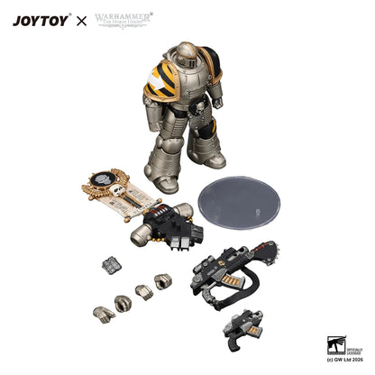 Iron Warriors MkII Legionary1 with Vexilla, Bolter and Bolt Pistol