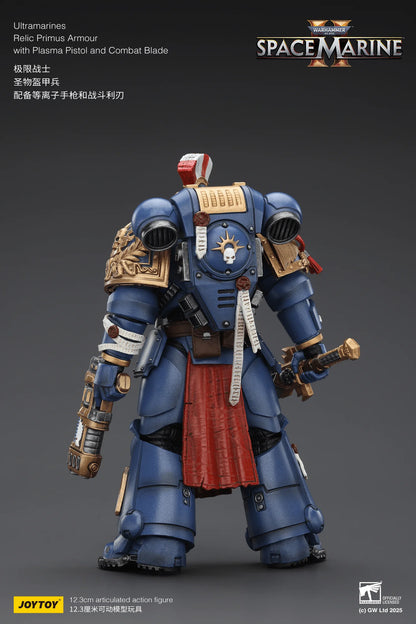 Ultramarines Relic Primus Armour with Plasma Pistol and Combat Blade